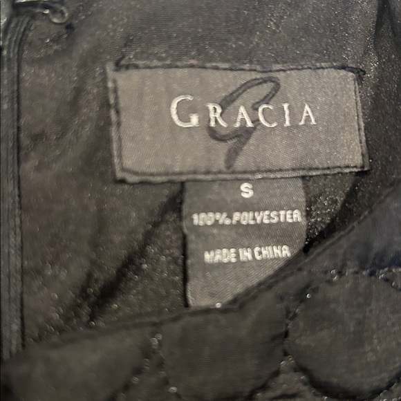 Gracia Black Textured Peplum Blouse Short Sleeve Size Small - Picture 5 of 12